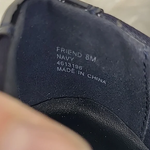 Shoes Size 8M Navy Blue Patent Fabric Wedges Lightweight Casual Everyday EUC - Picture 9 of 10